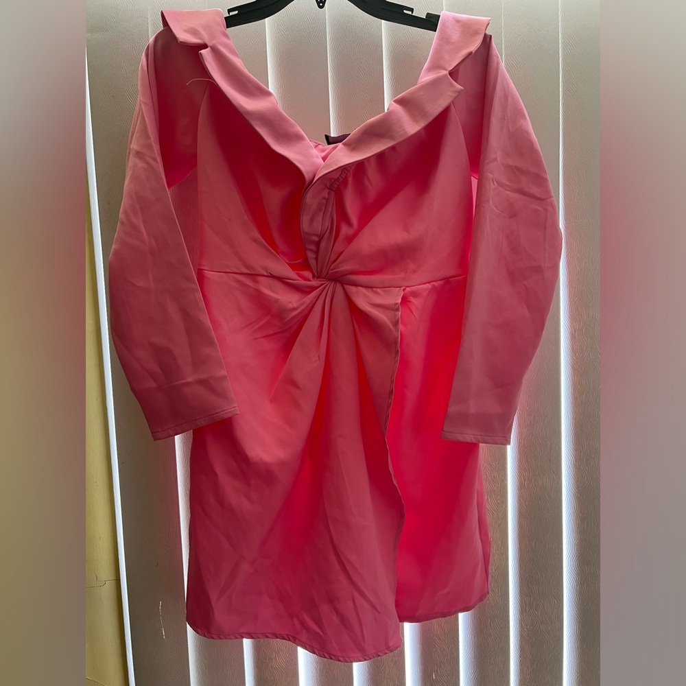 Women's Pretty Little Things Powder Pink Deep V Neck Collar Mini Dress Size 6 - Picture 6 of 9